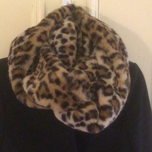 Calvin Klein Faux Fur Leopard Infinity Scarf NWOT